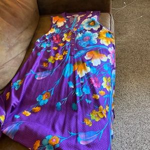 Islands dress. Size medium.